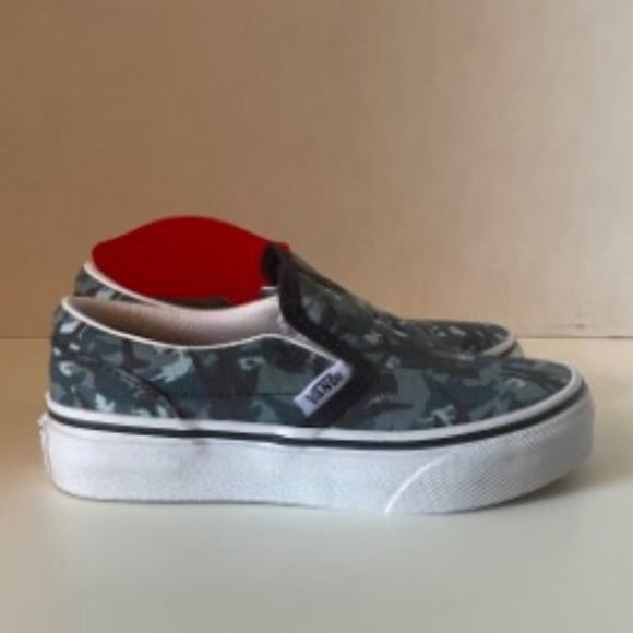 Vans Kids Classic Slip-On Shoe Animal Camo Parisian Night/True White 10.5K NEW - Picture 8 of 11